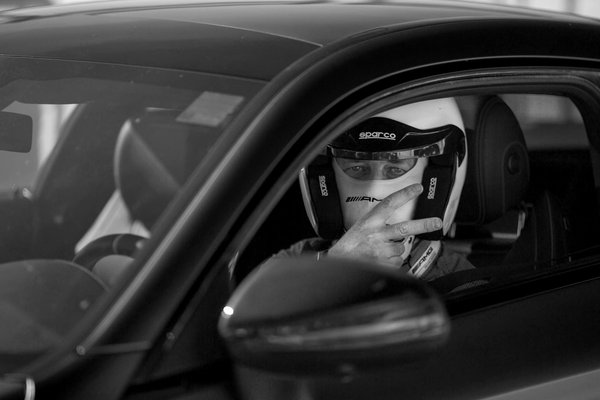 Les différents métiers d'un garage automobile : du mécanicien au peintre automobile